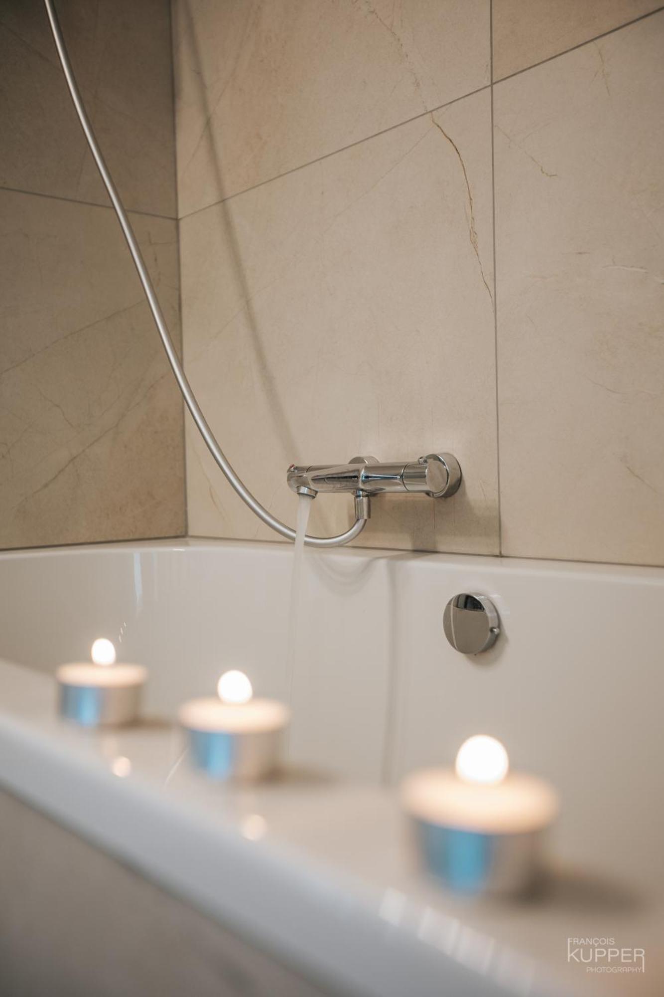 Le Noir Flohay 30 Pers - Malmedy, Vue, Wellness Villa Bagian luar foto